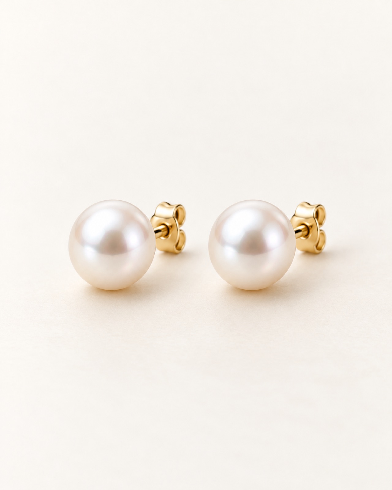 Luna Pearl Studs